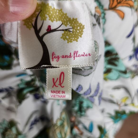 Fig & Flower Top Womens‎ Size XL White Colorful Floral Scoop Neck Boho Peasant - Picture 7 of 9